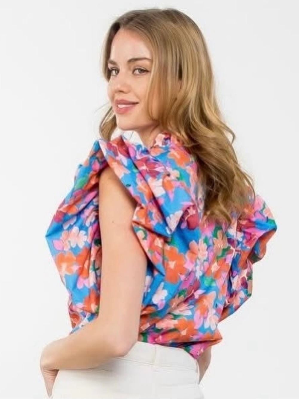 THML Ashley Floral Vibrant Ruffle Sleeve Blouse - garden party - size small - Picture 3 of 8